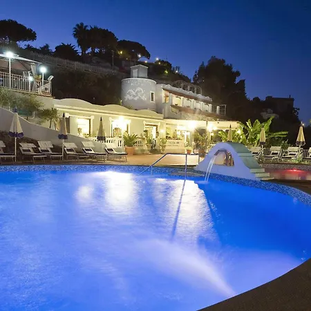 Delfini Hotell Ischia