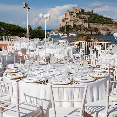 Delfini Hotell Ischia
