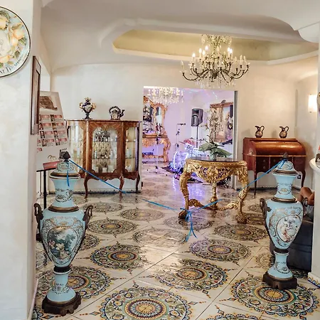 Hotell Delfini Ischia