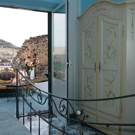 Delfini Hotell Ischia