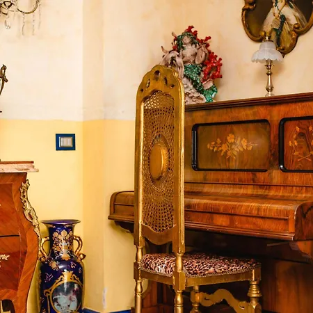 Delfini Hotell Ischia